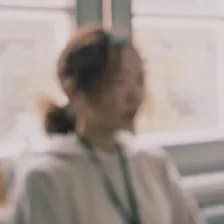 YY
